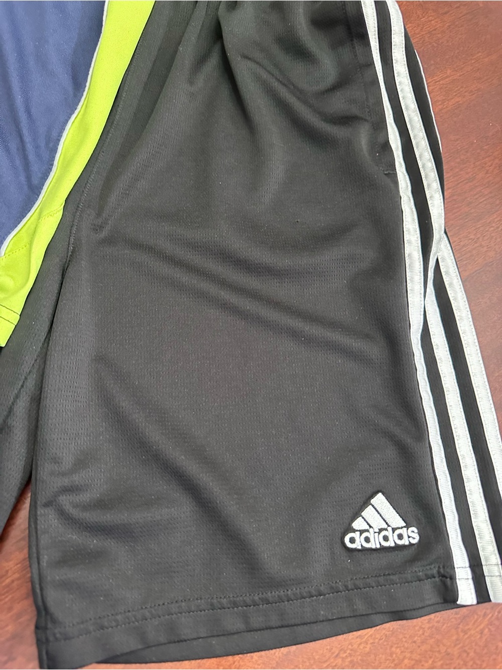 Shorts Bundle Adidas and Puma Active Side Striped Drawstring Pockets XL - Picture 2 of 9